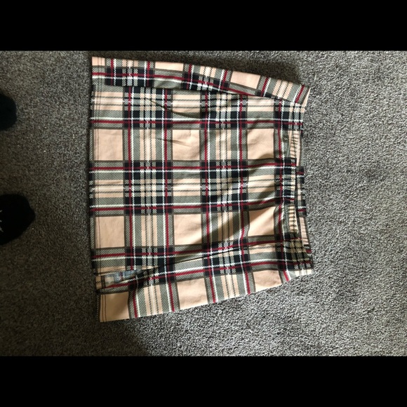 Lot of clothes offer price - Picture 14 of 16